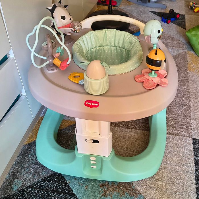 TINY LOVE Мобилен център за игра 4в1