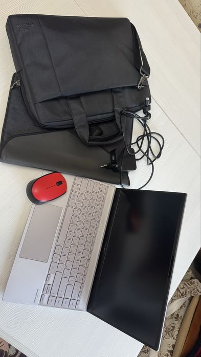 Ноутбук Asus Zeenbook
