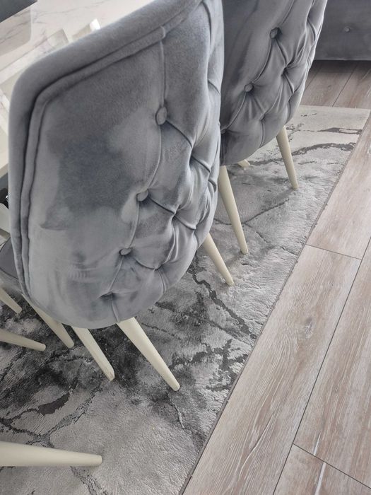 Кухненска маса със 6 столчета