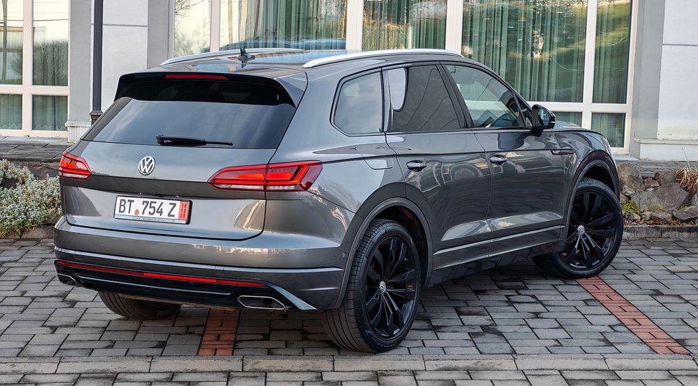 Wolkswagen Touareg R Line