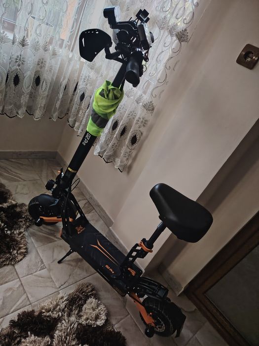 Trotineta electrica: KUKIRIN G2 PRO 2025