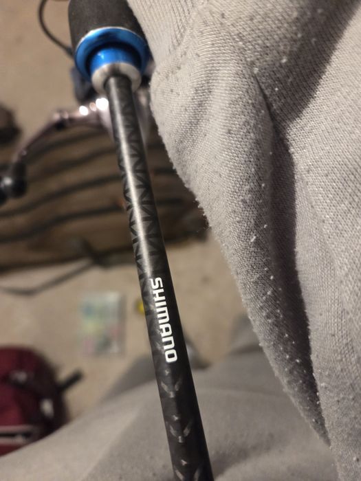 Vand sau schimb cu lanseta feeder 3.30m,vand lanseta spinning shimano