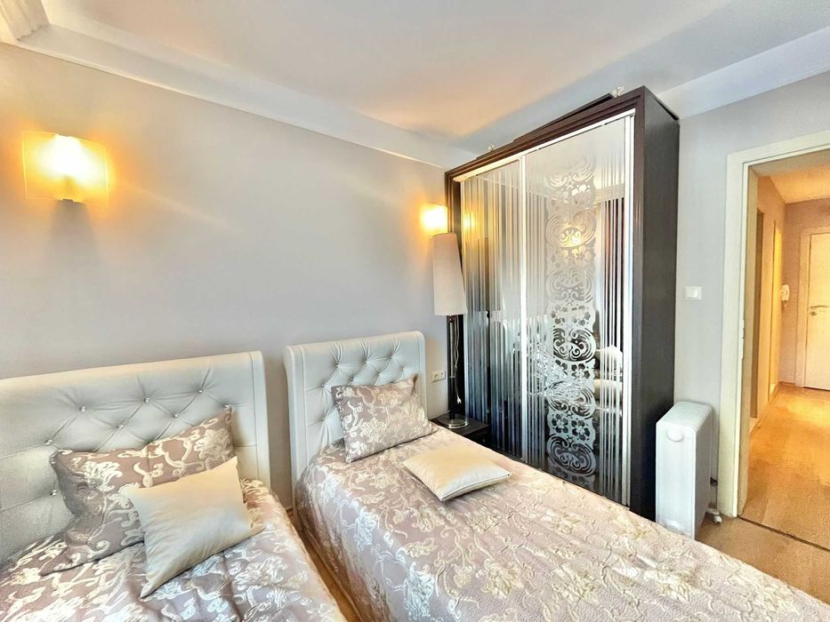 Дава се под наем Тристаен апартамент в к.к. Слънчев бряг - 71 кв.м за 400 € - Снимка #6