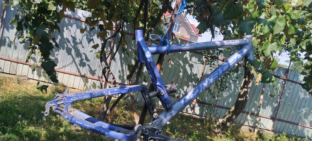 Vând cadru carrotec full suspension