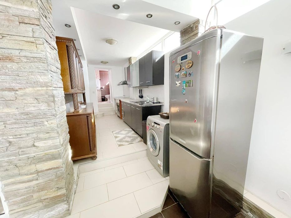 Дава се под наем Двустаен апартамент в Варна, Бриз - 60 кв.м за 550 € - Снимка #4