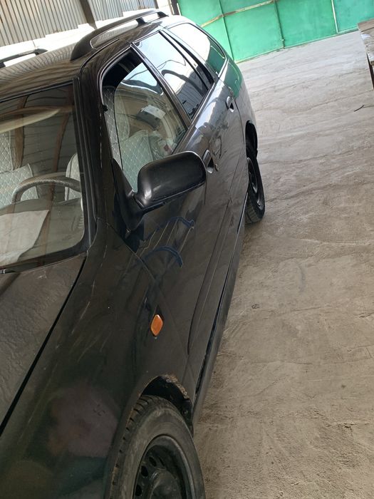 Nissan примера 2000 года