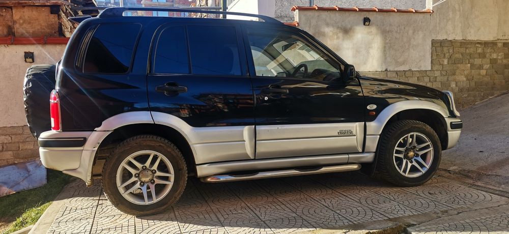 Suzuki grand Vitara 2003g 2.0 i газ ДЕСЕН  ВОЛАН