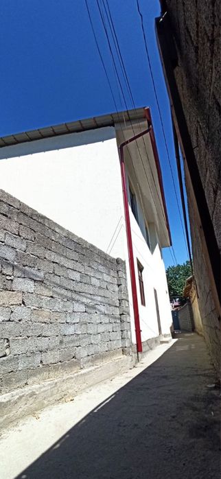 Продается дом в яшнабадском районе.