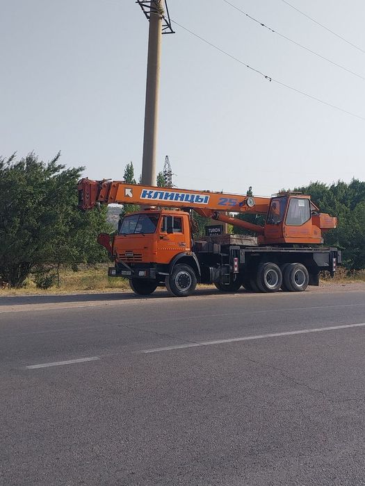 Kamaz kran sotiladi