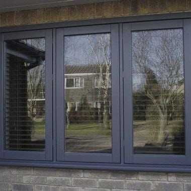 Изготавливаем пластиковые и алюминевые окна,
двери экопен и акфа