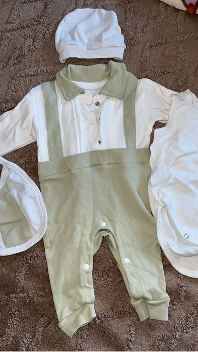 Одежда на выписку