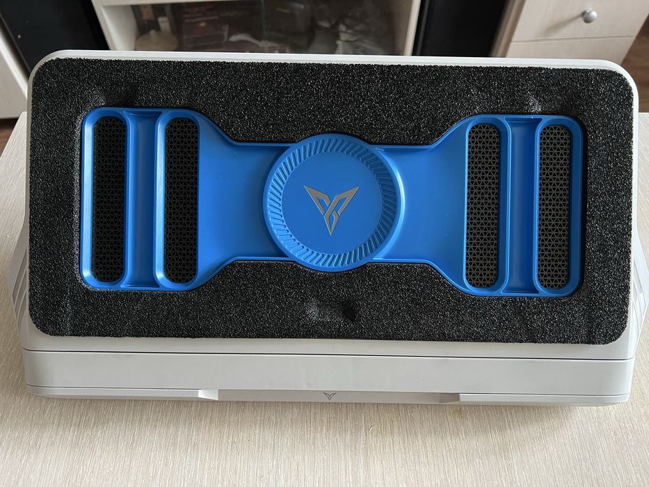 Продается мощная подставка для ноутбука | FLYDIGI BS1