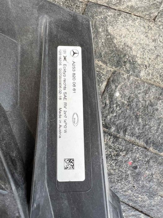 Десен фар за Mercedes GLC W253