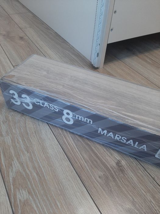 Ламинат 33 класс Дуб БОРНЕО