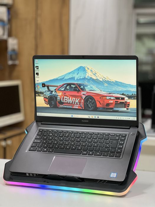 HUAWEI Matebook D15 | Core i7-8550U