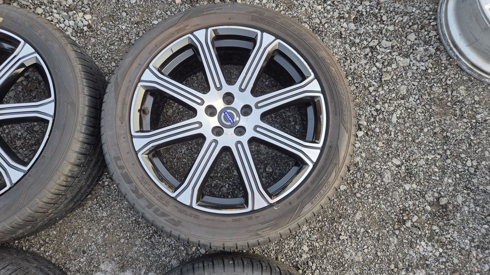 Оригинални джанти Волво 5/108 VOLVO XC60 5x108

Употребявани, Шумен