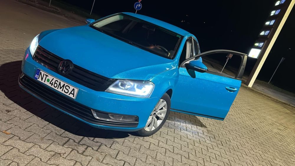Passat B7  albastru perlat