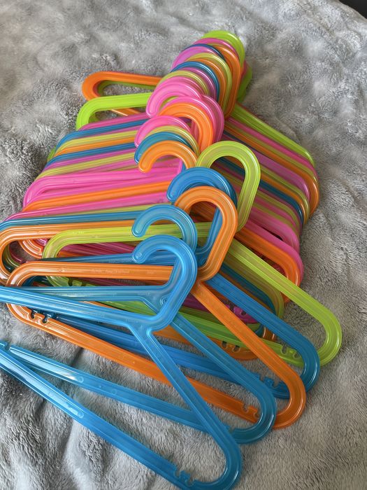 Вешалки для одежды