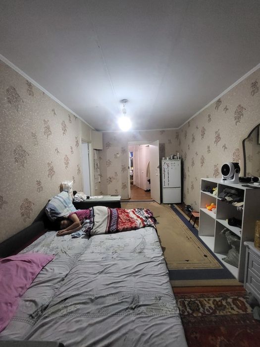 Продам трехкомнатную квартиру