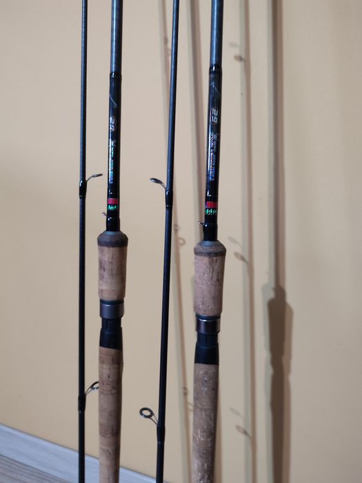 Vând lansete spining