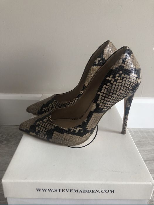 Продам оригинальные туфли Steve Madden