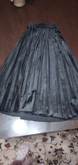 1ta kofta 2 ta yubka uchun 60.000 som