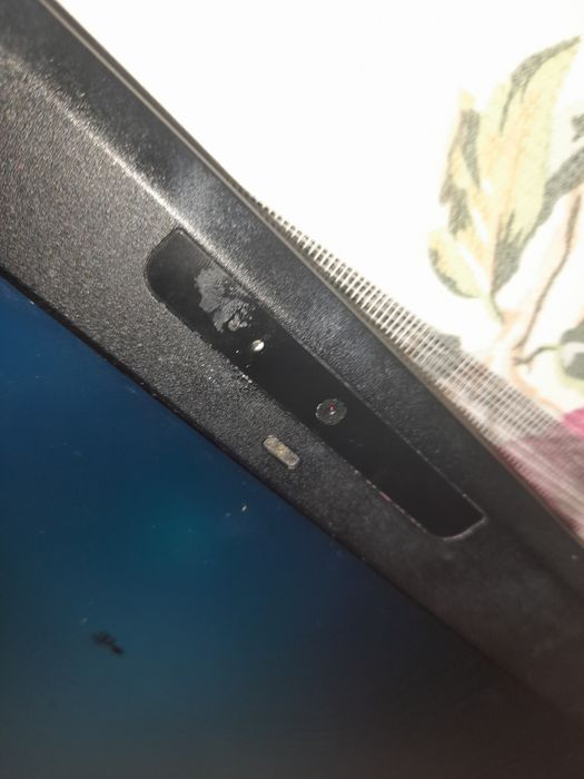 TOSHIBA ноутбук..