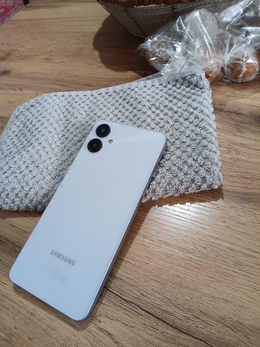 Самсунг а06 128 гиг