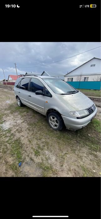 Фольтсваген шаран