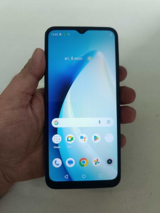 Продам смартфон Realme C33 на 128Гб памяти, целый без трещин