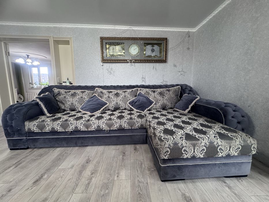 Продам диван в отличном состоянии
