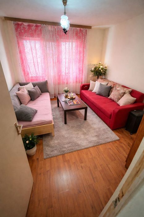 Apartament 3 camere de închiriat , lângă Parcul Central , CR.Vivu