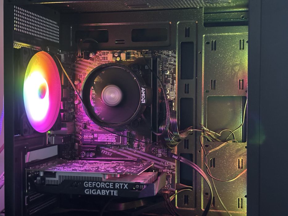 PC Gaming - Ryzen 5 4500 + RTX 3050 6GB
