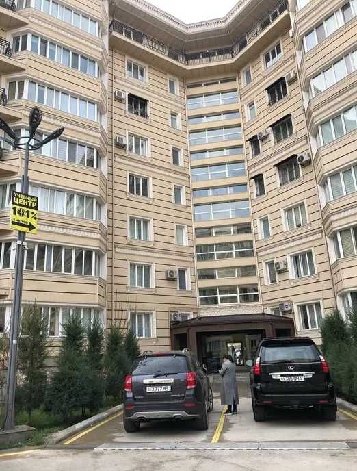 Ц-15 массив Жангох ул.Зулфия ханум пересечение Абая Пентхаус 206 кв.м