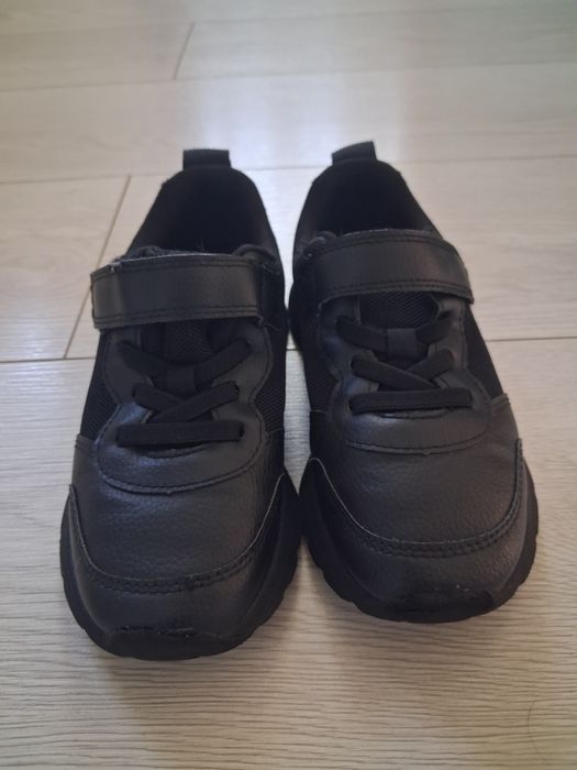Adidași H&M mărimea 29