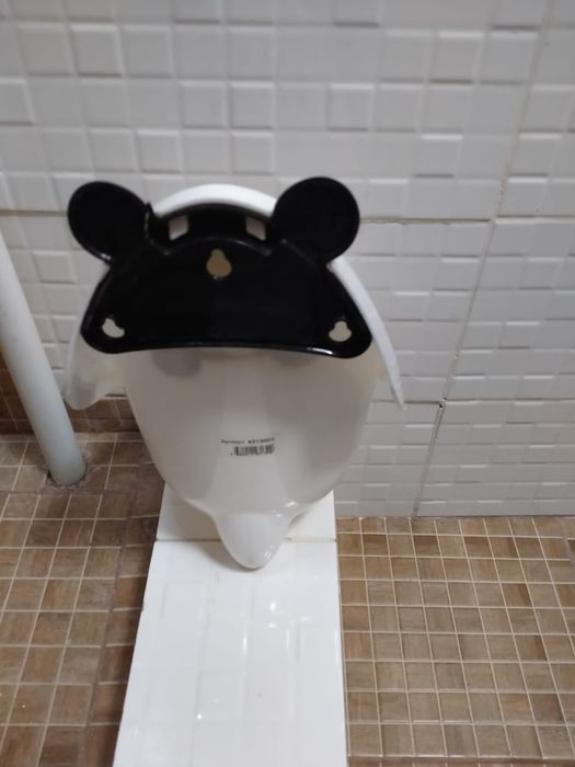 Накладка на унитаз ,писсуар