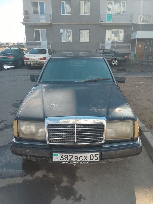 продам мерс 124 е260