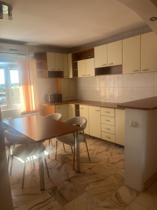 Inchiriere ap 4 camere panduri