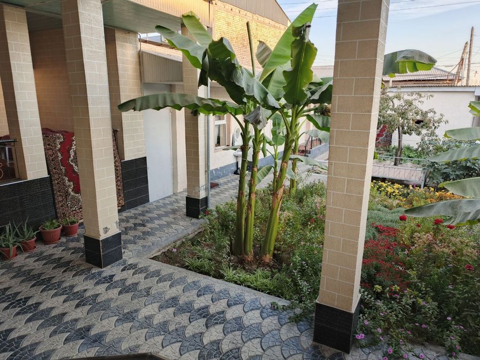 Продаётся участок Сергелинский р-н Ханабад 4.75с 6ком торцевая