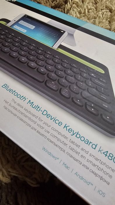 Vând keyboard LOGITECH K480