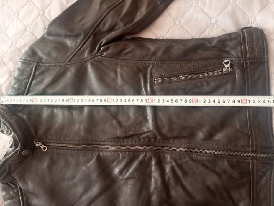 Кожено яке чисто ново!