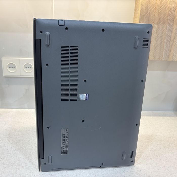 Продается ноутбук lenovo