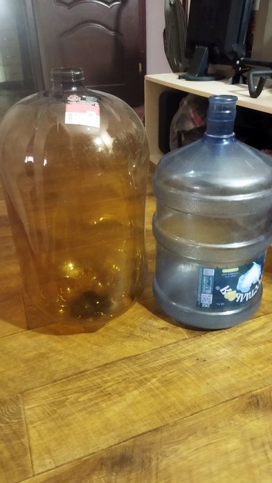 Баклашка 19 литров чистая