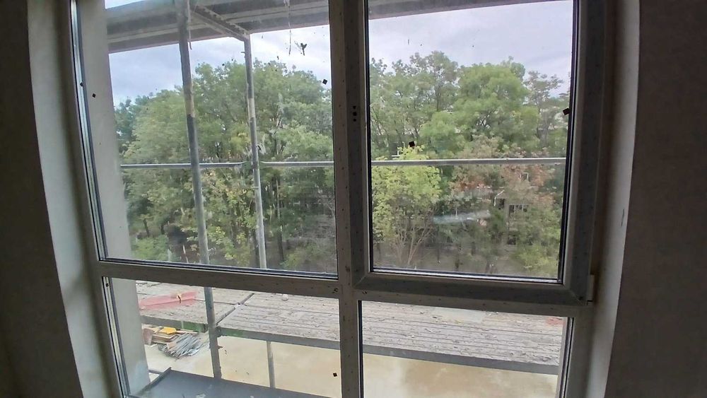 Продава се Тристаен апартамент в Бургас, Изгрев - 108 кв.м за 1692 €/кв.м - Снимка #6