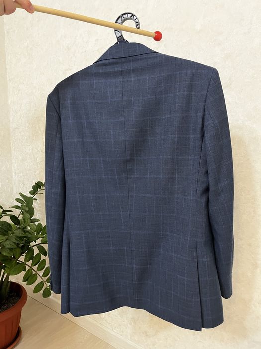 Продам мужской костюм