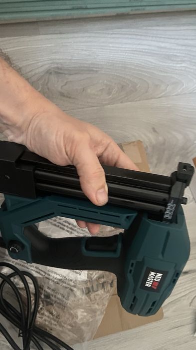 Pistol electric de cuie și agrafe – 2‑în‑1, NEU MASTER