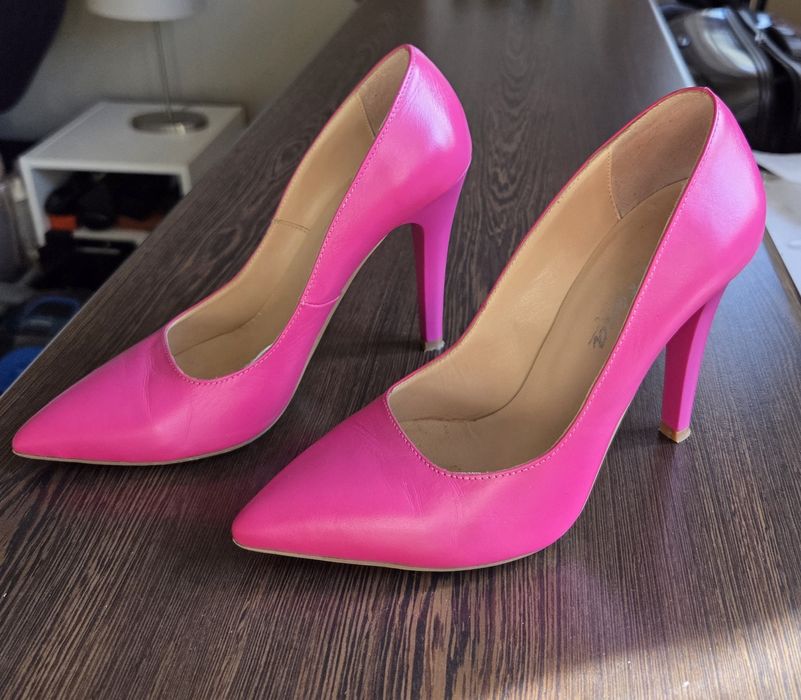 Pantofi piele naturală mărimea 36