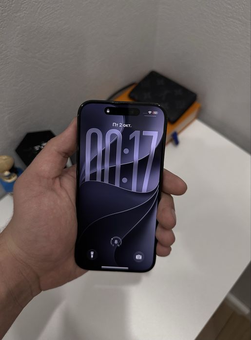 Iphone 15 pro Blue Titanium