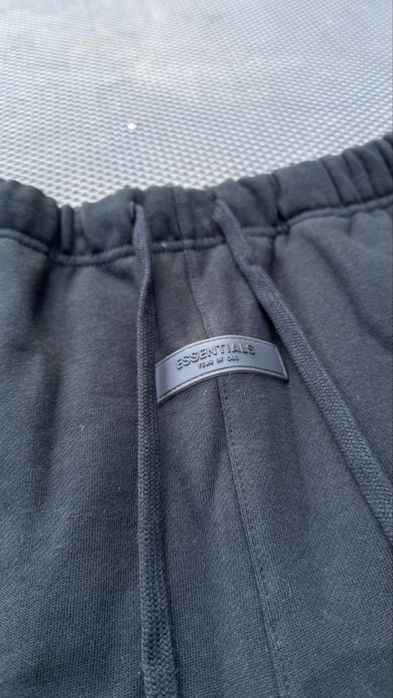 Essentials FearOfGod къси панталони s22