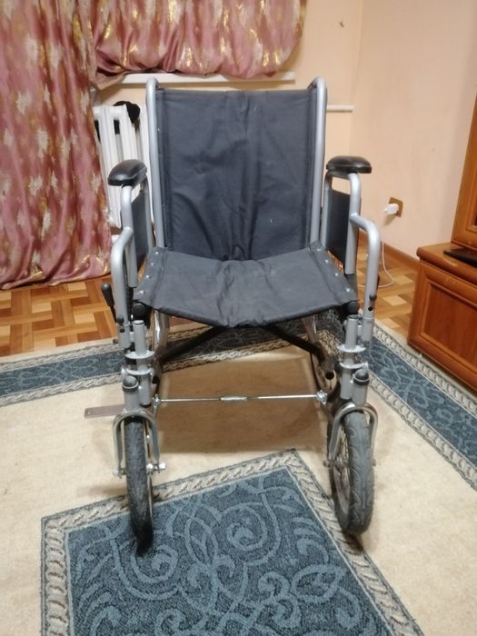 Коляска в отличном состоянии